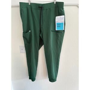 NWT Fabletics Mens All Shift Scrub Jogger 2X Short Hunter Green READ